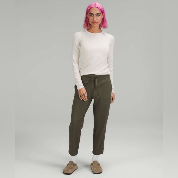 Lululemon Dance Studio Cropped Pants size 12 - Picture 2 of 7